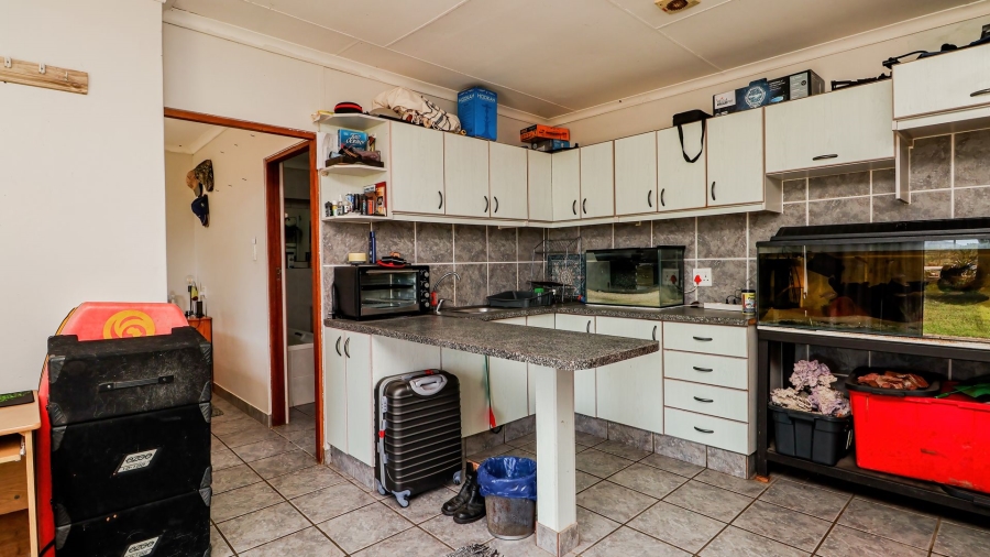 5 Bedroom Property for Sale in Aalwyndal Western Cape